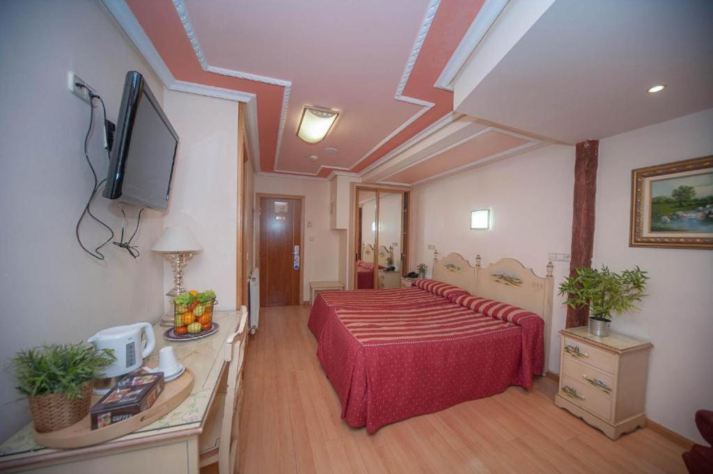 Hotel Mur Jaca Ngoại thất bức ảnh