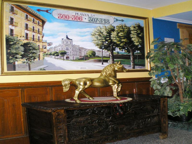 Hotel Mur Jaca Ngoại thất bức ảnh