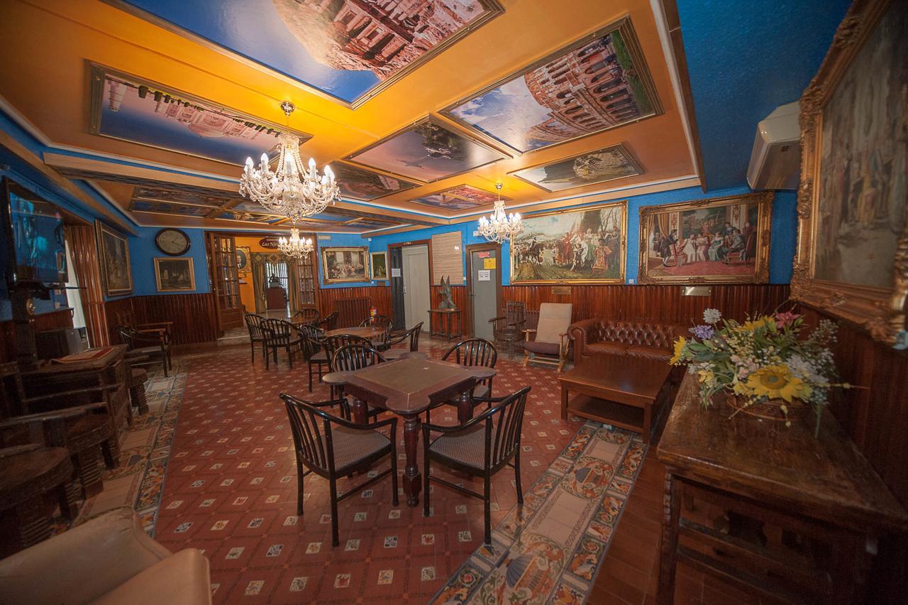 Hotel Mur Jaca Ngoại thất bức ảnh